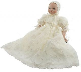 Hannah Grace Limited Edition 19 Doll with Heirloom Charm by Marie 
