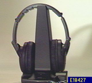 Hitachi 900mhz Wireless Headphones w/ Transmitter —