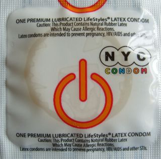 100 Condoms Lot Lifestyles Latex Lubricated Exp 2015