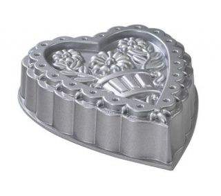 Nordic Ware Decorative Heart Pan —