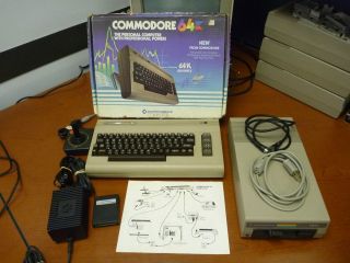 Commodore 64 Computer 1541 disk drive Joystick Game Monitor Cable