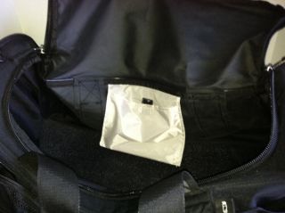 Black Nike Gym Travel Overnight Duffel Shoulder Sports Bag Medium Size