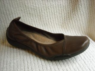 Womens 7 5 M Naturalizer Creston Brown Leather Ballet Flats Shoes GUC