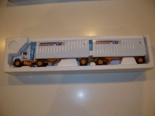 CONWAY WESTERN EXPRESS CWX DOUBLES TRACTOR TRAILER DIECAST SEMI