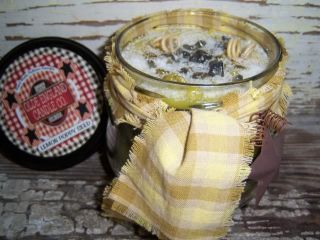Primitive 28oz Tureen Lemon Poppy Seed Cake Tureen Wax Jar Candle