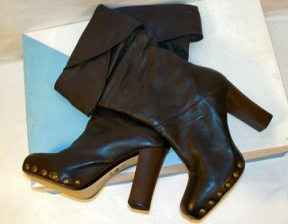 NEW IN THE BOX! AUTHENTIC STOCK FROM DANIBLACK! CRUSH BOOT WITH BROWN
