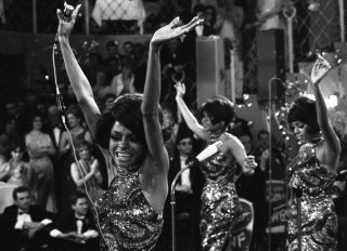 Diana Ross The Supremes Live at Londons Talk of The Town 1968 Motown