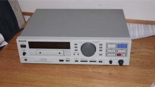 Panasonic SV 3700 Professional DAT Digital Audio Tape Deck