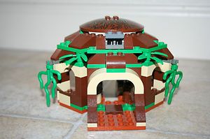 Star Wars Lego Yodas Hut from Dagobah 4502 Set Discontinued Retired