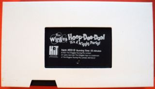 VHS) THE WIGGLES   HOOP DEE DOO ITS A WIGGLY PARTY (white