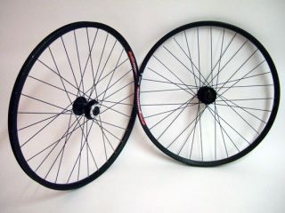  BIKE WHEELSET FOR USE WITH 6 bolt DISC BRAKES ~ NEW IN THE BOX