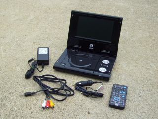 Portable DVD Player 7 inch Screen Digital Labs DP281SA w Remote