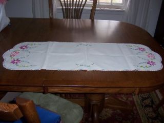  Flower Embroidery Dresser Scarf Doily Crochet Edge Runner 41
