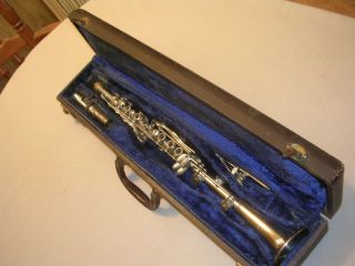 NICE RARE ANTIQUE VINTAGE RENE DUVAL MADE ITALY SILVER METAL CLARINET
