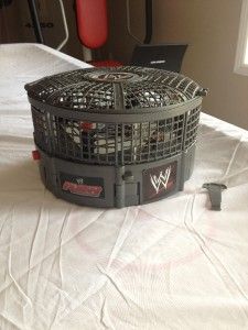 WWE Mini Wrestling Elimination Chamber with 6 mini wrestlers Works