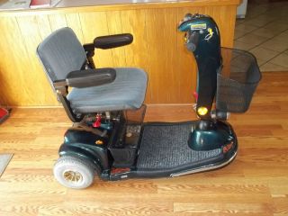 Invacare Lynx LX3 Portable 3 Wheel Electric Scooter