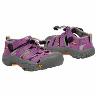 Kids   Girls   Athletic Shoes   On Sale Items 