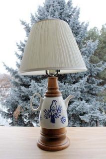   Ceramic Teapot Blue Bird Flower Pie Electric Lamp Wood Base w Shade