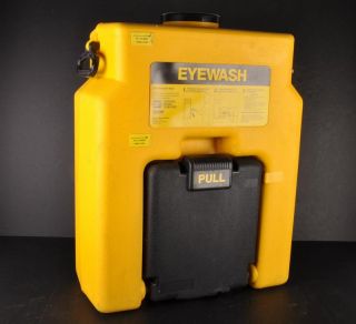 Encon Lab Safety Portable Eye Wash Station Z358 1 1990