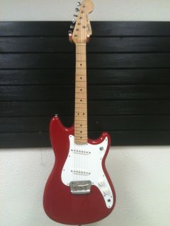  Fender Duo Sonic Small Electric Guitar