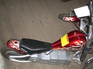 Razor Electric Mini Chopper Bike Red Salvage Set 2 LPU