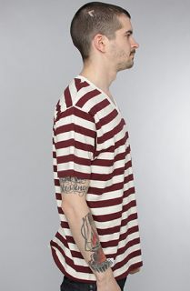 Know1edge The Edward VNeck Tee in Burgundy White