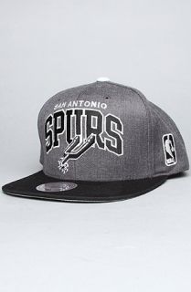Mitchell & Ness The San Antonio Spurs Arch Logo G2 Snapback Hat in