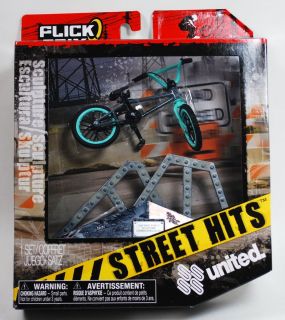 Flick Trix Street Hits United Finger Bike with Sculpture Obstacle