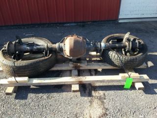 2007 Ford F350 Rear Differential Axle Assembly