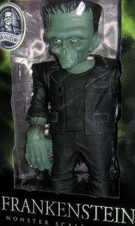 New 18 Frankenstein Monster Scale Figure Mezco Statue Universal