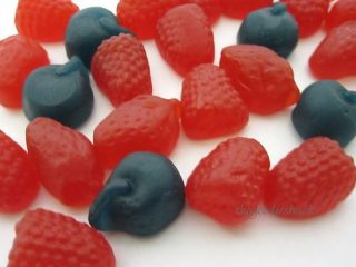72 Kelloggs Fruity Fruit Snacks Gummi Mix Berry 2 5oz