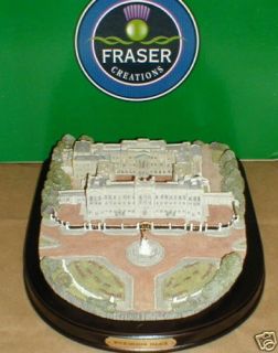 Fraser Creations Very RARE Buckingham Palace England