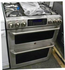 NEW GE CAFE 30 FREESTANDING STAINLESS DOUBLE OVEN RANGE W/ (5) SEALED