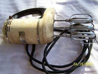 Antique General Electric Electric Mixer Uses 3 Beaters