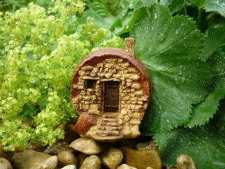  little cottages make perfect homes for your garden or indoor Fairies