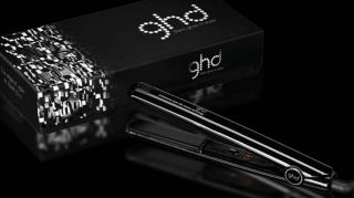 GHD Black Gloss IV Styler Limited Edition Set Straightener