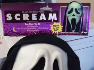 Ghost Face Scream Glow in The Dark Mask Licensed
