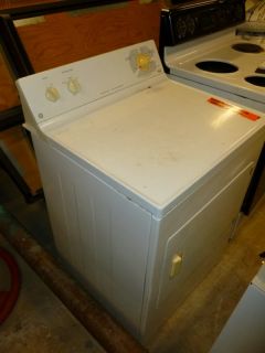 GE Electric Washer and Dryer Set