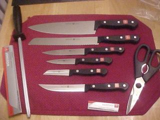 Wusthof 16 PC  Gourmet  Knife Set New 4 Steak Knives