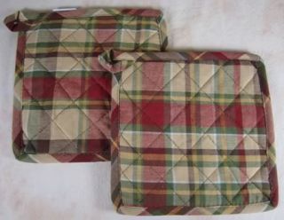 Country Red Brown Green Plaid Highland Ridge Quilted Potholder Set 2