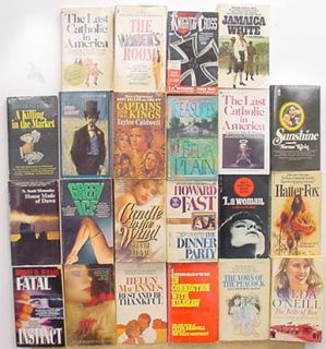 22 Books Popular Novels See List Lot C607 Free s H