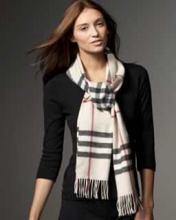 Burberry Giant Check Classic Scarf, Trench   