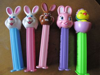 LOT OF 5 PEZ CANDY DISPENSERS HOLIDAY EASTER BUNNY CHICK EGG BROWN