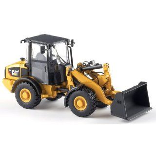 Norscot Cat 906H Wheel Loader 1:50 scale: Toys & Games