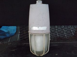  Crouse Hinds Industrial Light