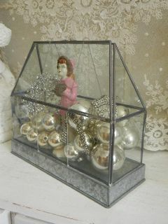  Top All Glass Sides Display Case Terrarium Style Metal Base