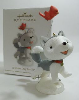  Ornament 2012 A Snow Day for Jingle Husky Pup QXG4844 New