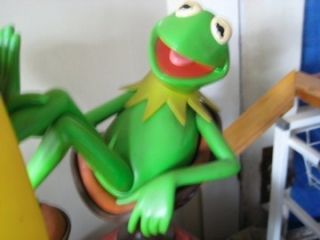 VINTAGE KERMIT THE FROG COLORFUL TELEPHONE MUPPETS 1980S RELAXING FROG