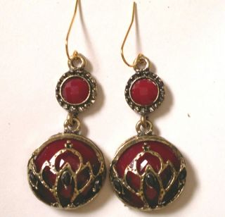  Blood Red and Black Filligree Earrings on Solid 9ct Gold Hooks