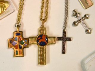  VINTAGE RELIGIOUS MENS JEWELRY,JEANE DIXON CROSS,LUTHERAN GOLD MEDAL